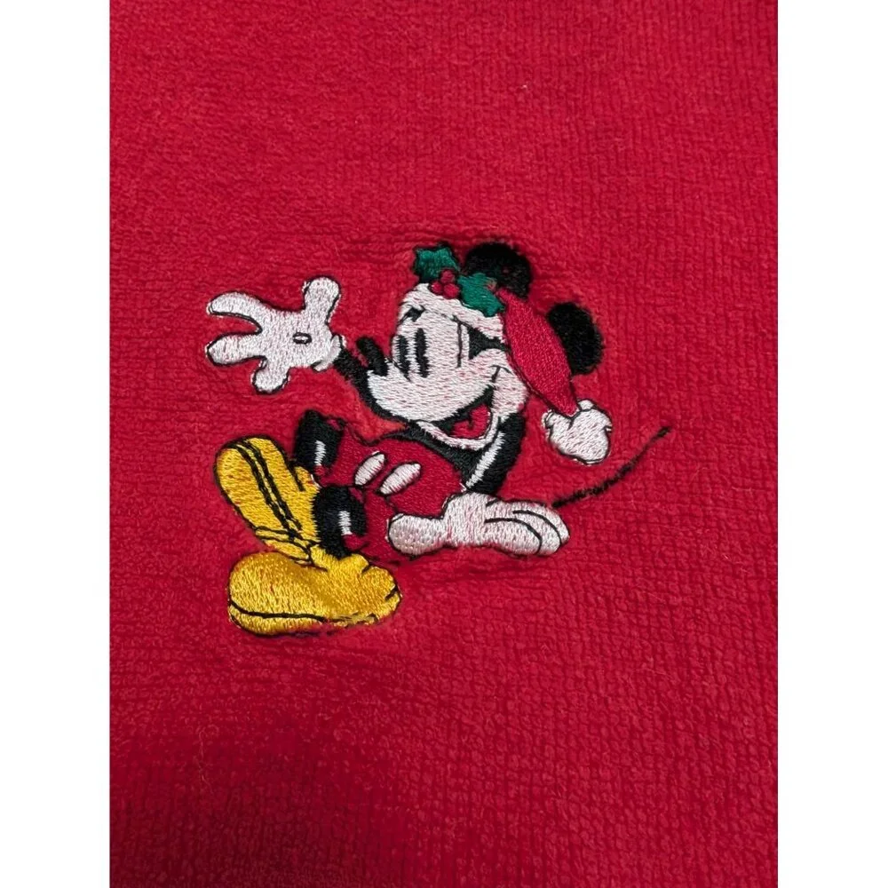 Mickey and co Christmas Mickey‎ Holiday towel & washcloth embroidered fringe